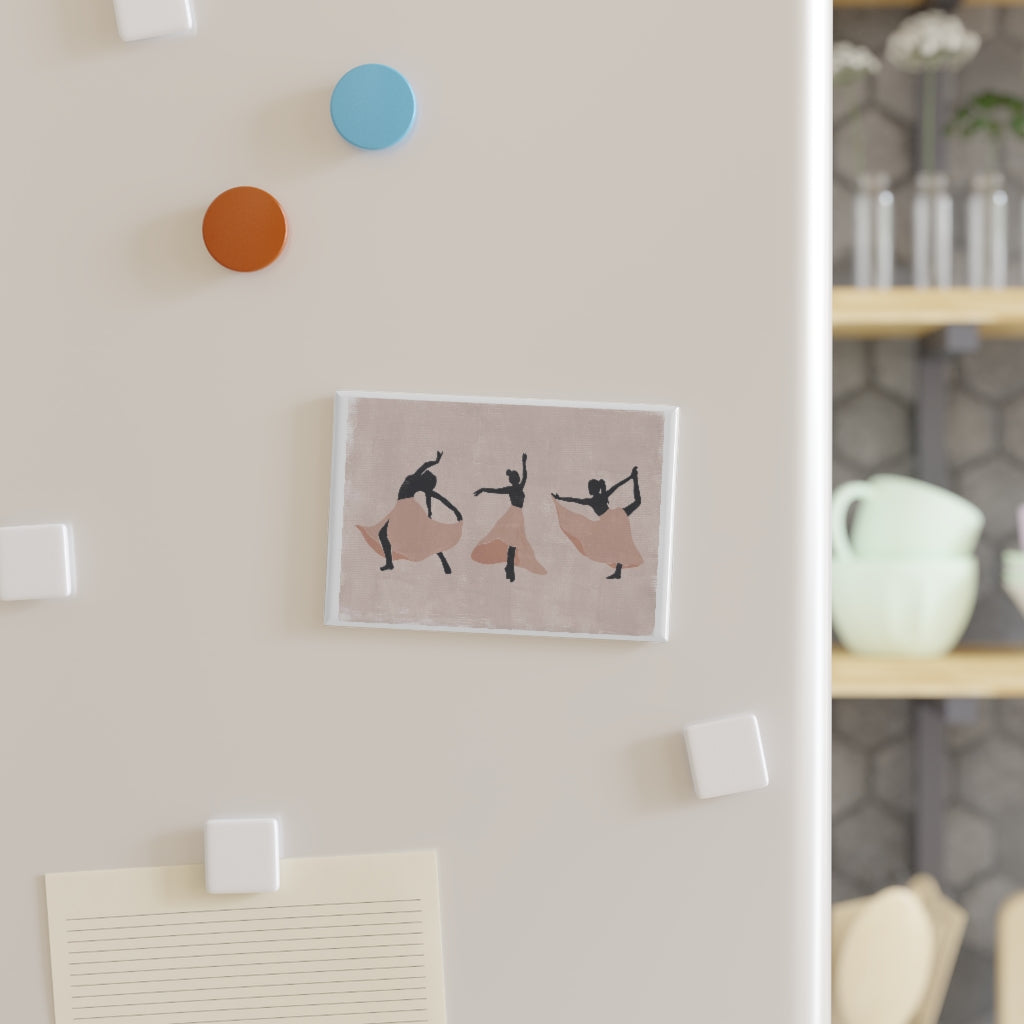 DANZA Magnet
